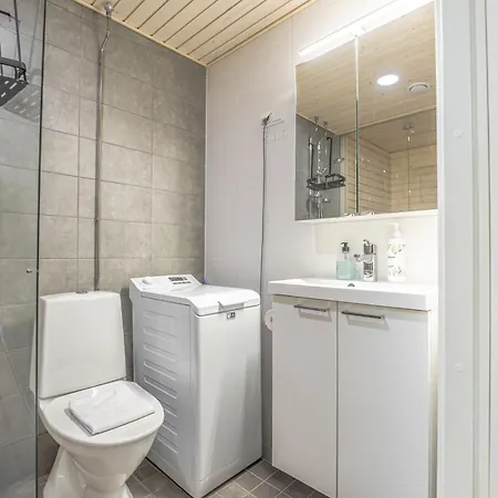 South 2, Private Sauna By Lapland Host *